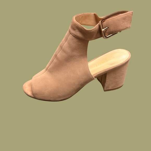 Nine West “Jomei” Peep Toe Block Heel Sandals – Tan Suede Leather (Size 8.5M) - Picture 3 of 11